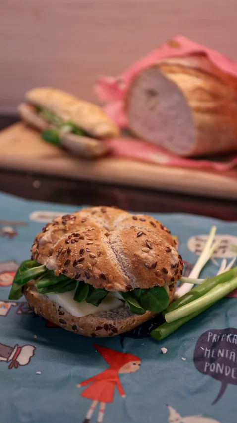 Včelobal "Bez okolků"